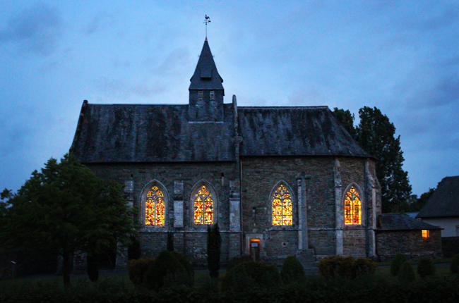 eglise de nuit